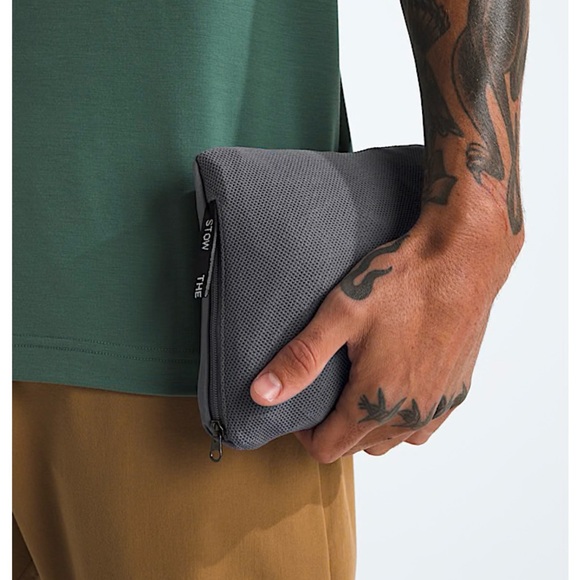 NWT The North Face Men’s Rolling Sun Packable Shorts 34” regular length, gray - Picture 2 of 3